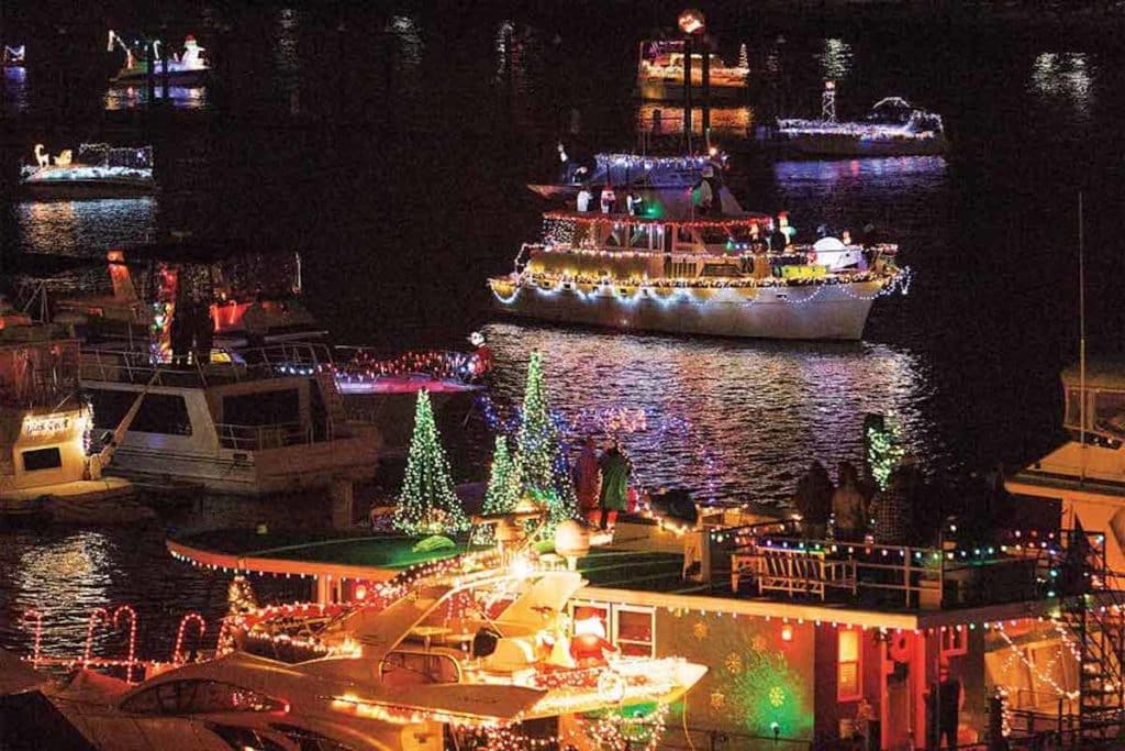 District Holiday Boat Parade