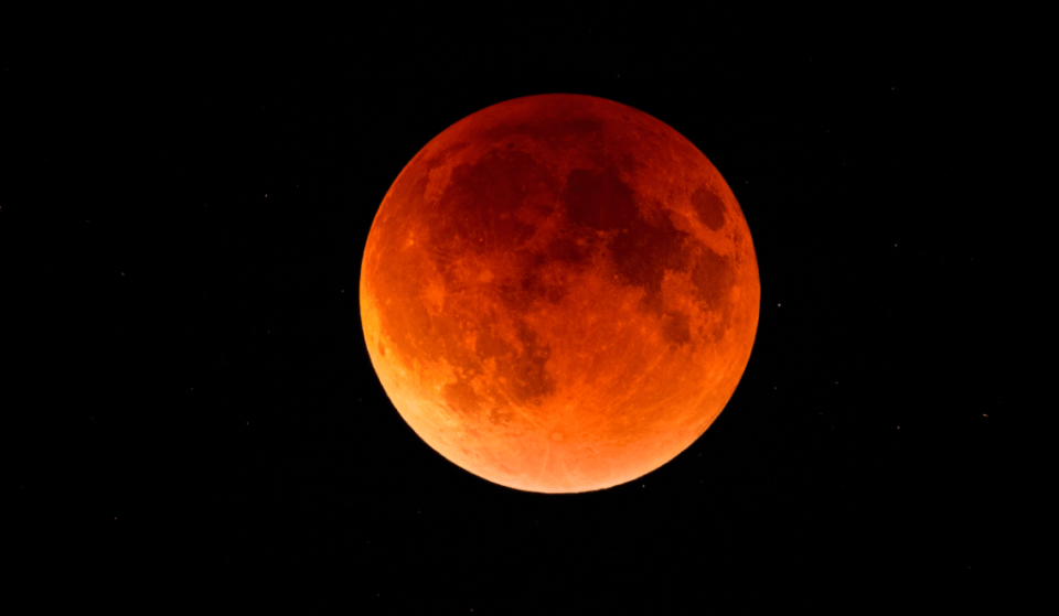 5 Breathtaking Shots Of Tuesday’s Blood Moon Total Lunar Eclipse